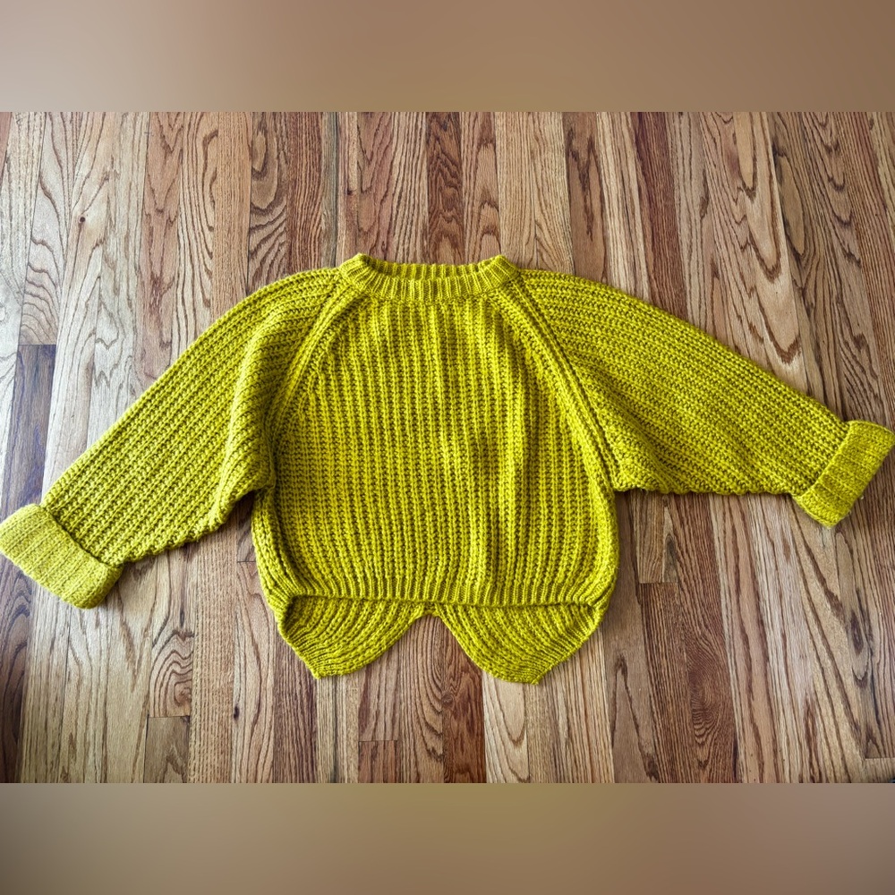 Neutral Ground Tulip Hem Ribbed Crew Neck Sweater in Mustard - Small